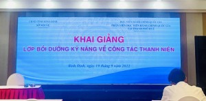 Lễ khai giảng lớp bồi dưỡng kỹ năng về công tác thanh niên.