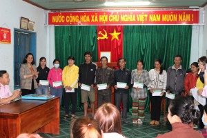 Thăm và tặng quà nhân dân Thôn 1, xã An Nghĩa, huyện An Lão nhân dịp Tết Nguyên Đán Quý Mão 2023.