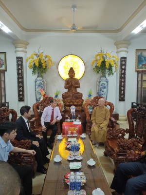 Sở Nội vụ thăm, chúc Tết các tổ chức tôn giáo
