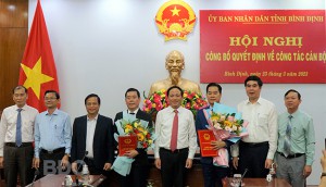 Ủy ban nhân dân tỉnh công bố và trao quyết nhiệm bổ nhiệm cán bộ