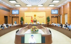 Ủy ban Thường vụ Quốc hội ban hành Nghị quyết về sắp xếp đơn vị hành chính năm 2025.