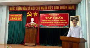 Đồng chí Nguyễn Thanh Vũ – Phó Giám đốc Sở Nội vụ  phát biểu khai mạc Lớp bồi dưỡng, tập huấn