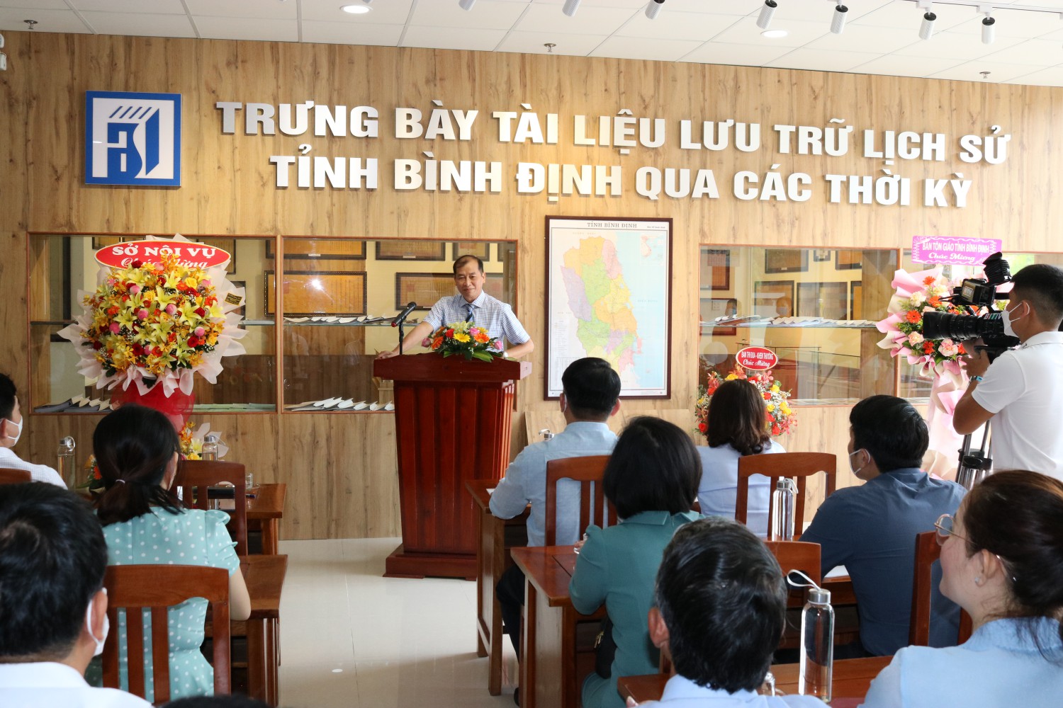 Ông Lê Minh Tuấn, Tỉnh ủy viên, Phó Trưởng Ban Tổ chức Tỉnh ủy,  Giám đốc Sở Nội vụ phát biểu tại buổi Lễ