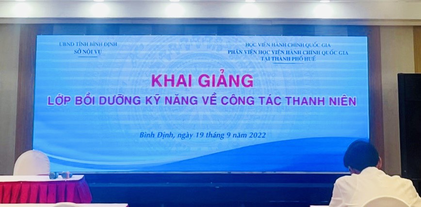 Lễ khai giảng lớp bồi dưỡng kỹ năng về công tác thanh niên.