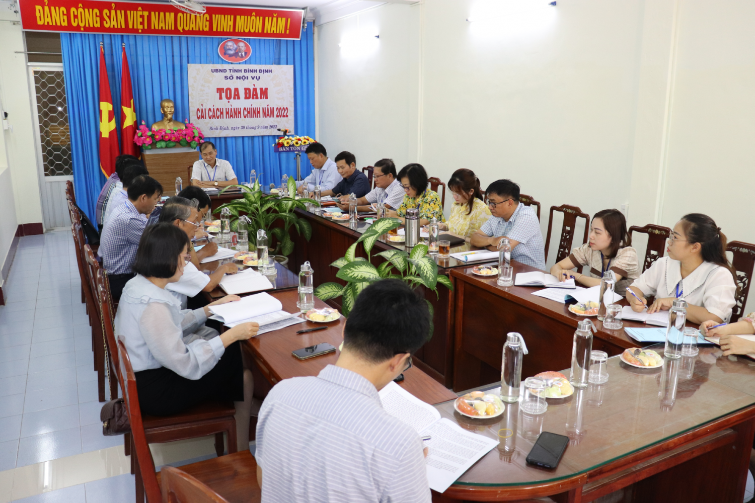 Quang cảnh buổi tọa đàm