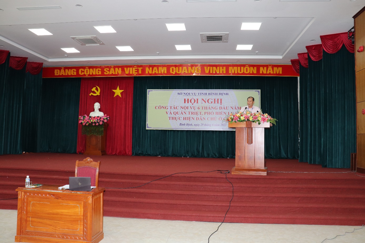 Hội nghị sơ kết công tác 6 tháng đầu năm 2023 và triển khai Luật Thực hiện dân chủ ở cơ sở.