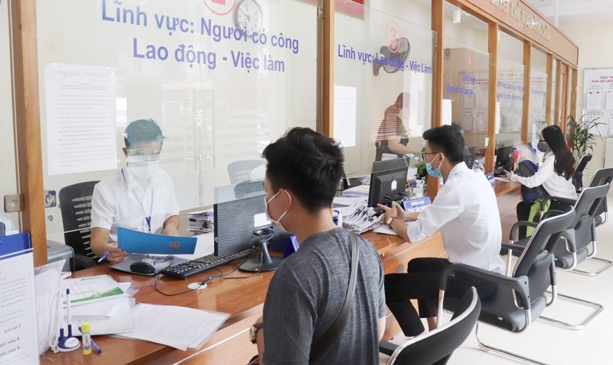 Chế độ tập sự và tiếp nhận vào làm công chức cấp xã từ ngày 01/8/2023