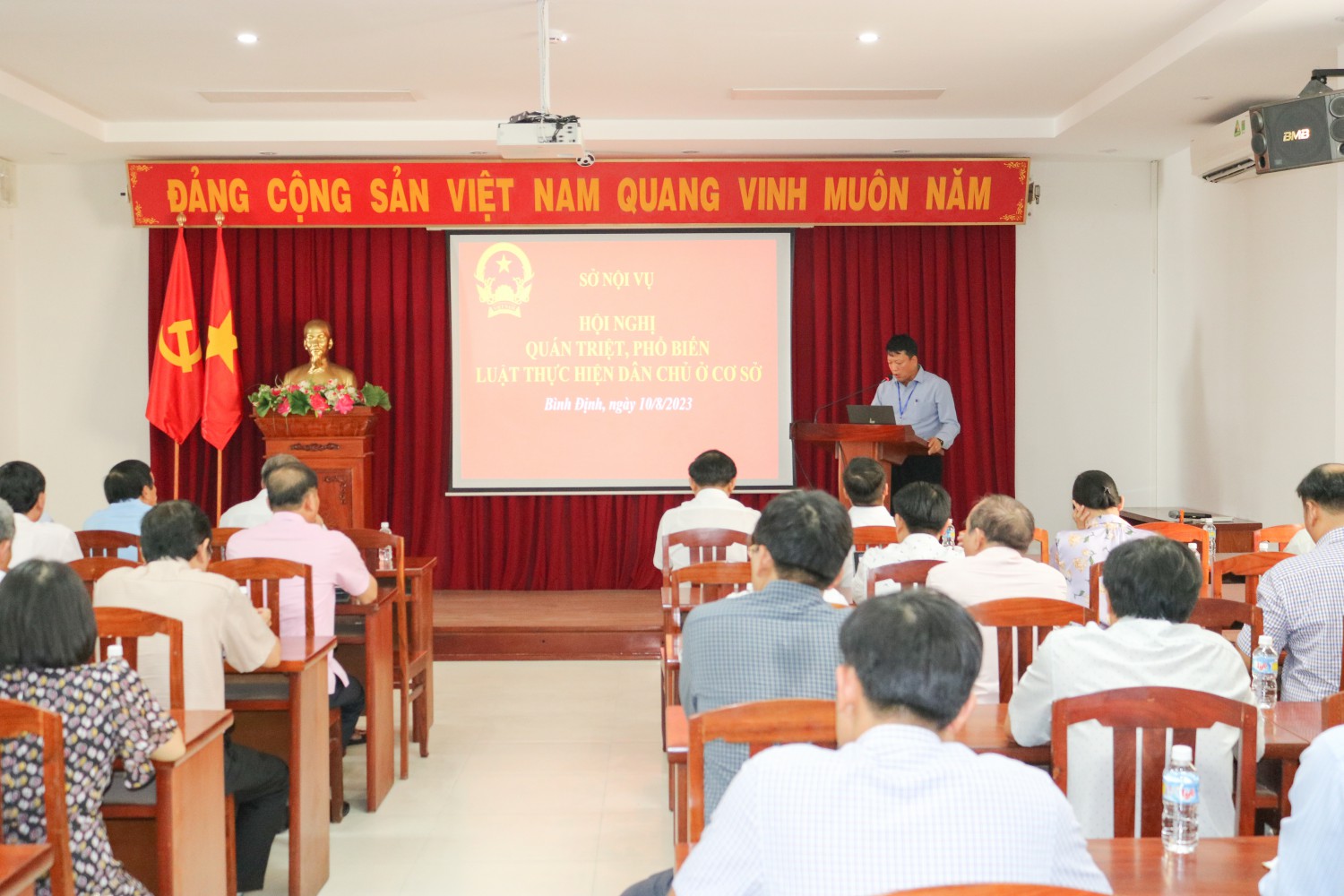 Hội nghị quán triệt, phổ biến Luật thực hiện dân chủ ở cơ sở.