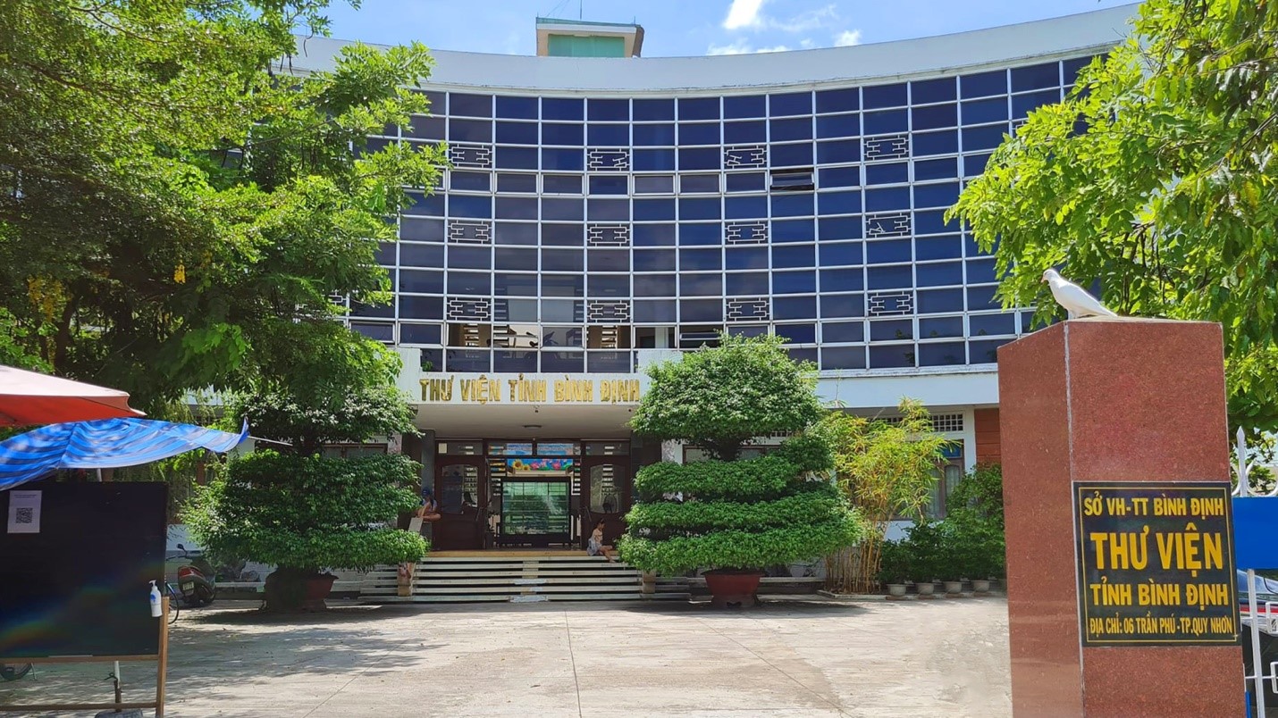Quy định chức năng, nhiệm vụ, quyền hạn và cơ cấu tố chức của Thư viện tỉnh.