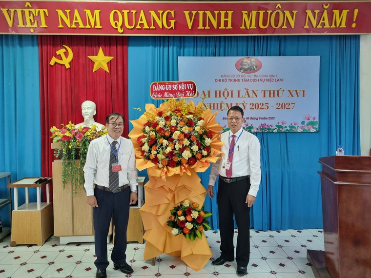 Chi bộ Trung tâm Dịch vụ việc làm tổ chức Đại hội Chi bộ nhiệm kỳ 2025-2027