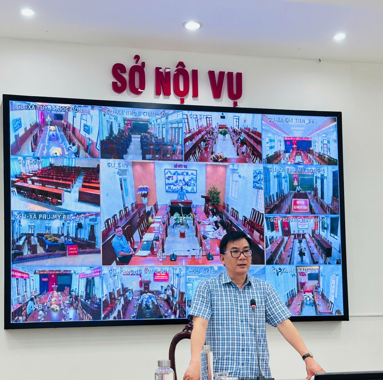 Ông Phạm Minh Trung-Phó Giám đốc Sở Nội vụ phát biểu tại Hội nghị