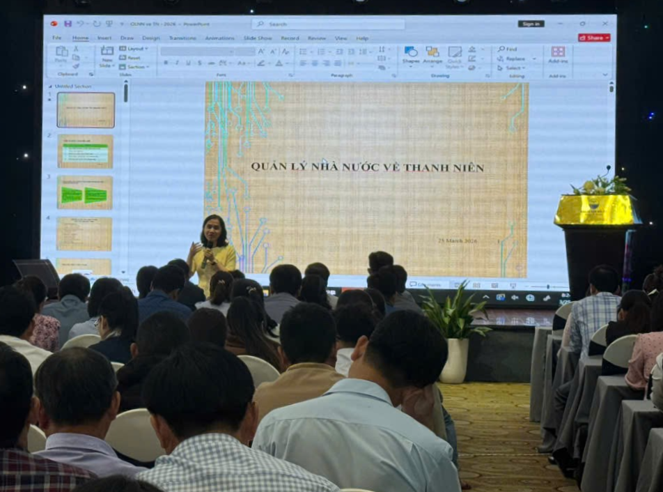 Tập huấn chuyên môn về công tác thanh niên